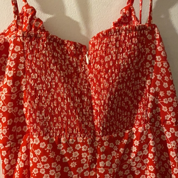 PERFECT SUMMER DRESS FOR A SWEET DATE - Picture 6 of 6